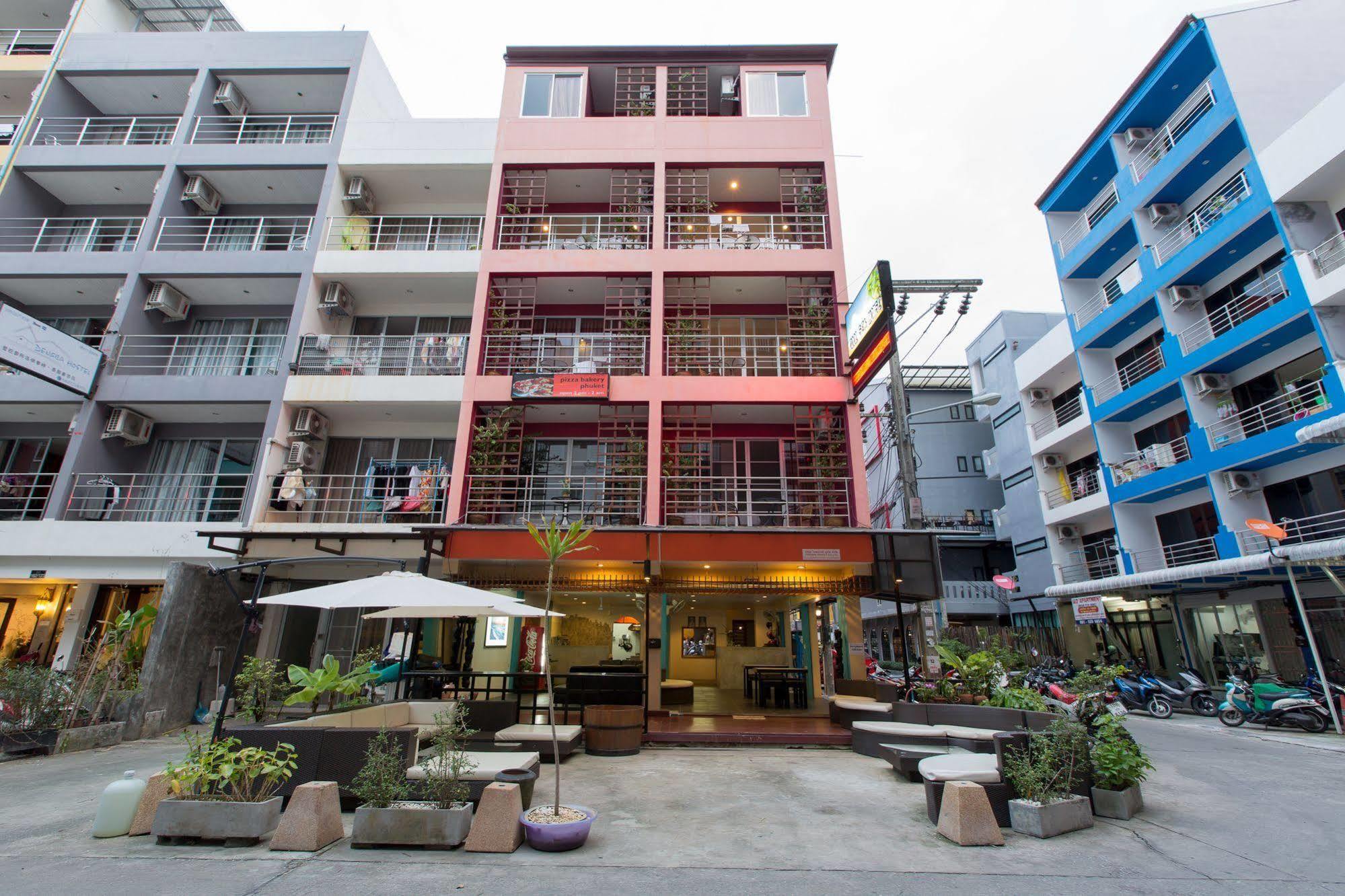 Cool Sea House Hotel Patong Екстериор снимка