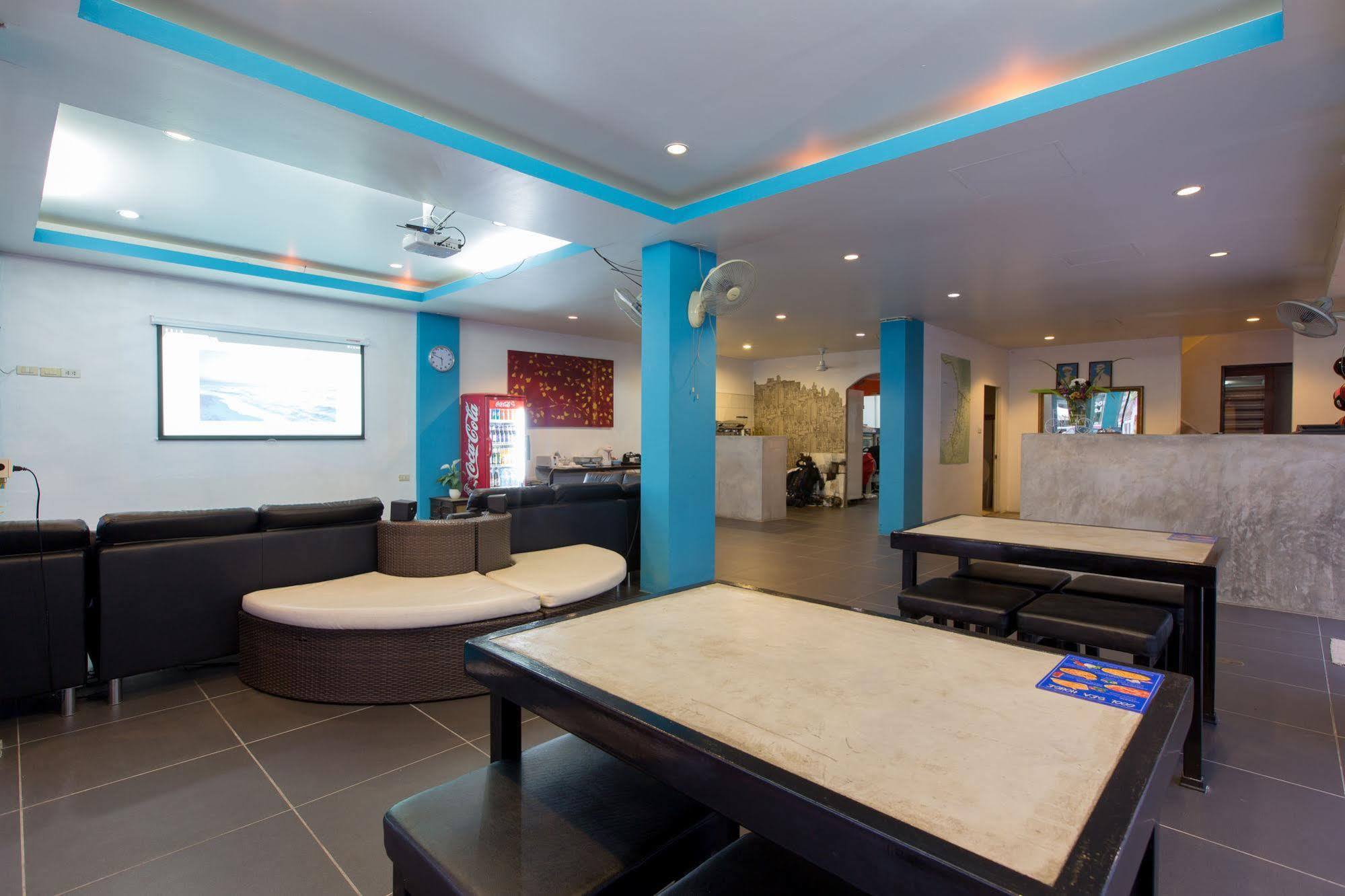 Cool Sea House Hotel Patong Екстериор снимка