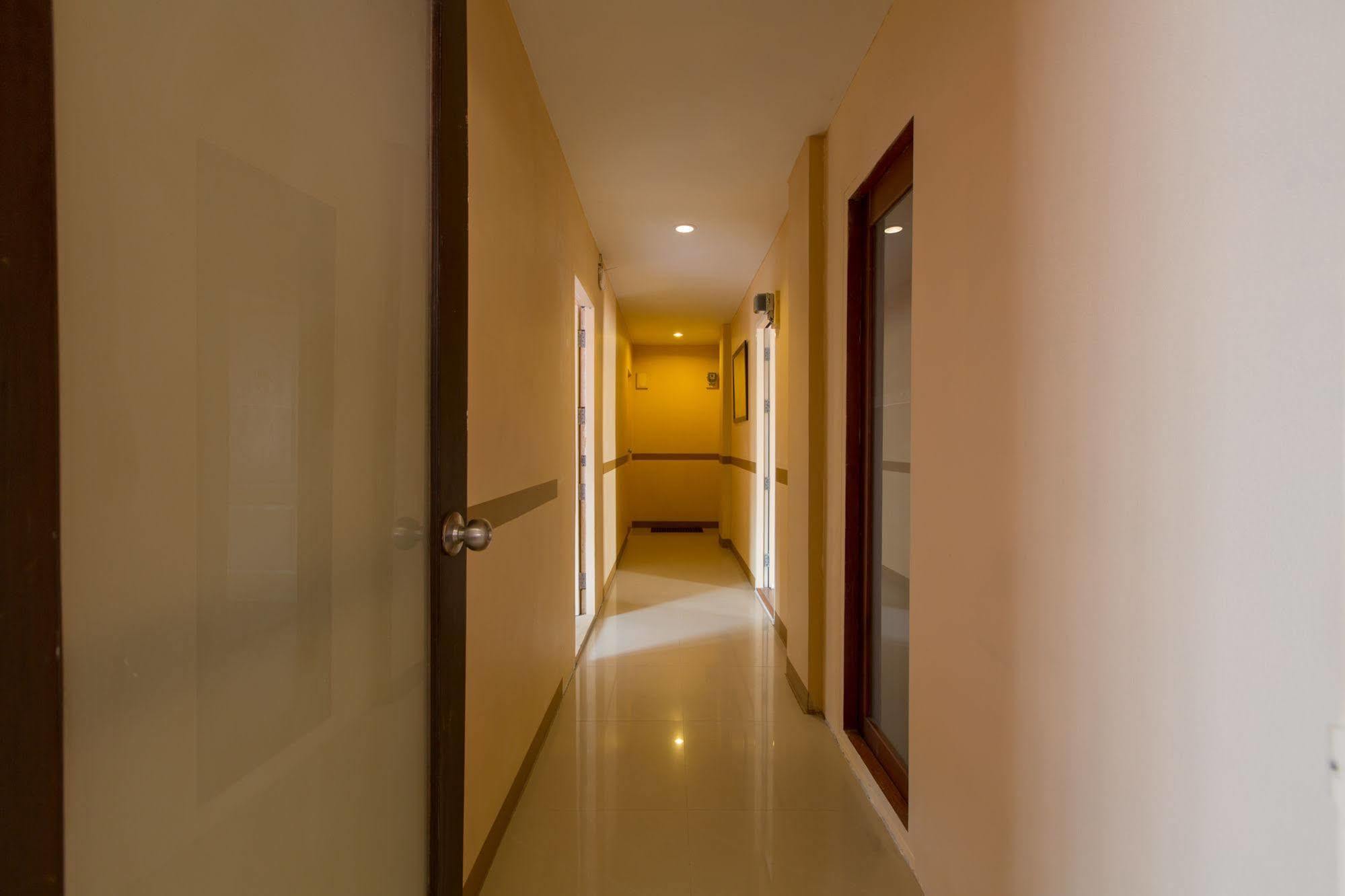 Cool Sea House Hotel Patong Екстериор снимка