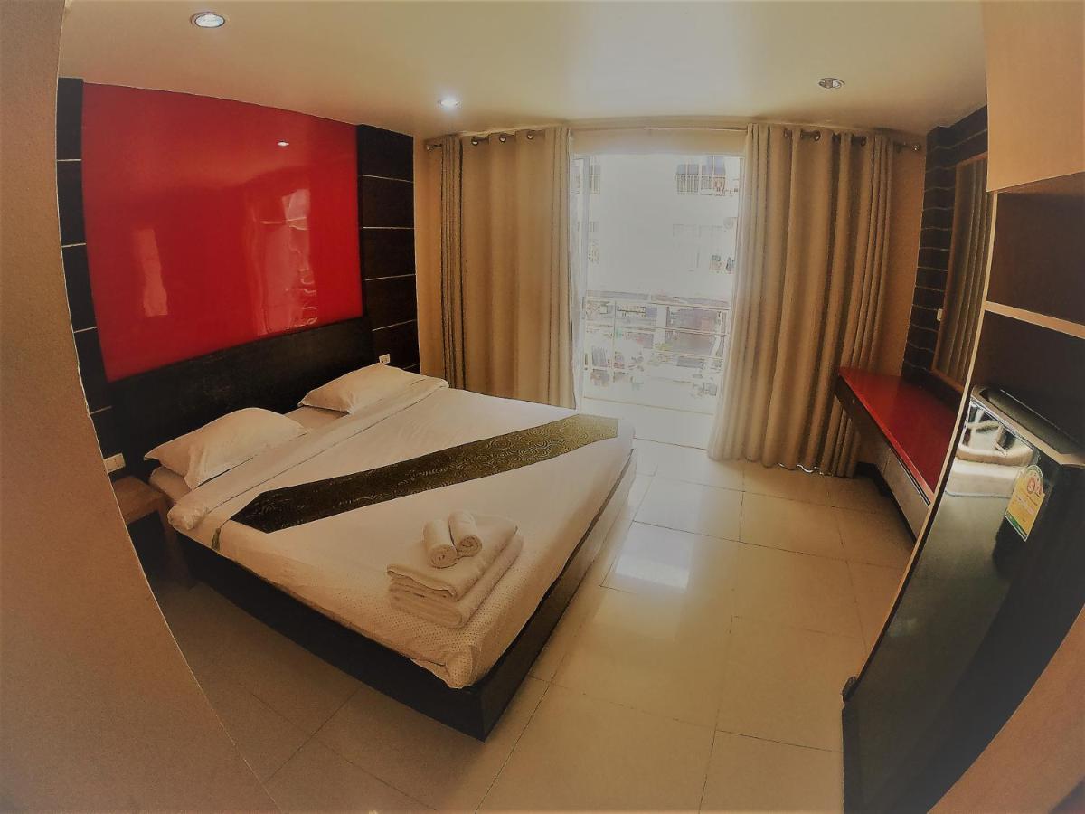 Cool Sea House Hotel Patong Екстериор снимка